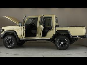 Toyota Land Cruiser 79 2.8GD-6 double cab auto - Image 26