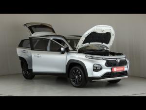 Toyota Starlet Cross 1.5 XS auto - Image 29