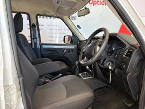 Mahindra Pik Up 2.2CRDe double cab 4x4 S6 auto - Image 9