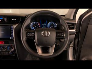 Toyota Fortuner 2.4GD-6 4x4 - Image 8