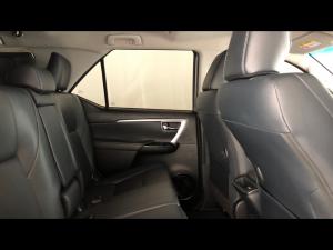 Toyota Fortuner 2.4GD-6 4x4 - Image 12