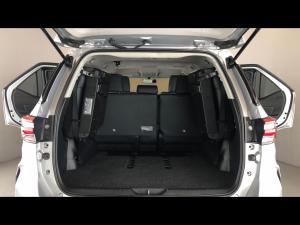 Toyota Fortuner 2.4GD-6 4x4 - Image 13
