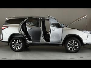 Toyota Fortuner 2.4GD-6 4x4 - Image 30