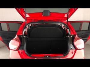Toyota Vitz 1.0 XR auto - Image 13