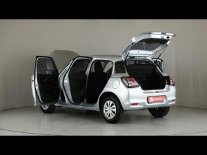 Suzuki Swift 1.2 GL - Image 25