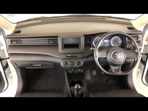 Suzuki Ertiga 1.5 GA - Image 6