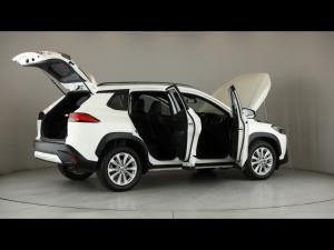 Toyota Corolla Cross 1.8 XS - Image 31