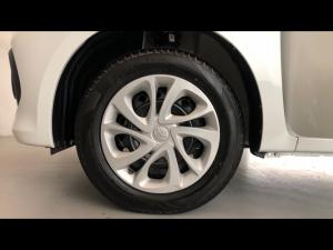 Toyota Vitz 1.0 - Image 18