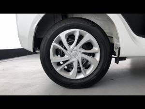 Toyota Vitz 1.0 - Image 20