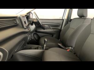 Suzuki Ertiga 1.5 GA - Image 7