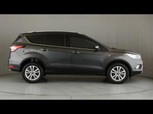 Ford Kuga 1.5T Ambiente auto - Image 3