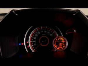 Toyota Vitz 1.0 XR manual - Image 9