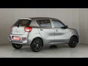 Toyota Vitz 1.0 XR manual - Image 2