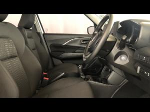 Suzuki Swift 1.2 GL - Image 10