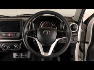Toyota Vitz 1.0 XR manual - Image 8