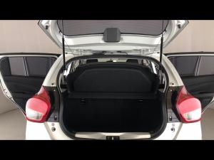 Toyota Vitz 1.0 XR manual - Image 13