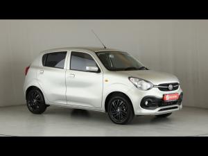 Toyota Vitz 1.0 XR manual - Image 1