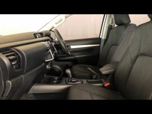 Toyota Hilux 2.4GD-6 double cab 4x4 Raider auto - Image 7