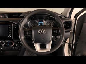 Toyota Hilux 2.4GD-6 double cab 4x4 Raider auto - Image 8