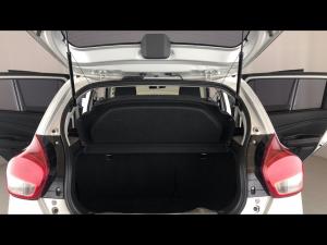 Toyota Vitz 1.0 XR manual - Image 13