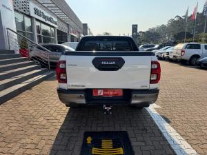 Toyota Hilux 2.8GD-6 48V double cab 4x4 Legend RS - Image 5