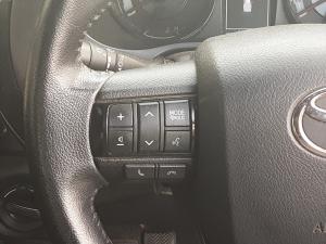 Toyota Hilux 2.4 GD-6 RB Raider automaticE/CAB - Image 9