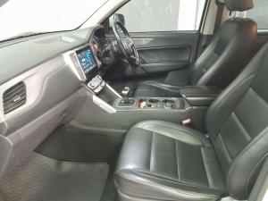 GWM P-SERIES 2.0TD DLX 4X4 automatic D/C - Image 11