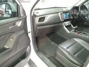 GWM P-SERIES 2.0TD DLX 4X4 automatic D/C - Image 7