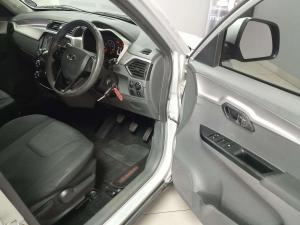 Mahindra KUV 100 1.2 K6+ NXT - Image 8