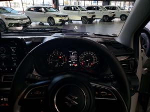 Suzuki Baleno 1.5 GLX automatic - Image 20