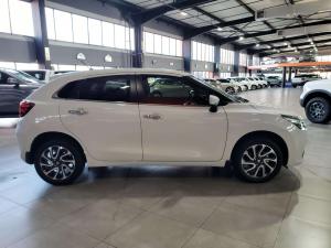 Suzuki Baleno 1.5 GLX automatic - Image 5