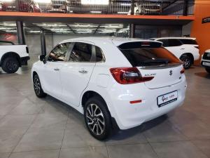 Suzuki Baleno 1.5 GLX automatic - Image 9