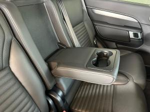 Land Rover Discovery D350 Dynamic HSE - Image 10