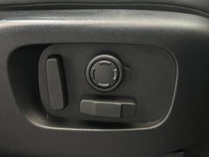 Land Rover Discovery D350 Dynamic HSE - Image 16