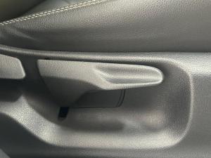 Toyota Corolla Cross 1.8 Hybrid XS - Image 10