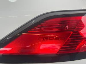 Toyota Corolla Cross 1.8 Hybrid XS - Image 15