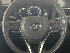 Toyota Corolla Cross 1.8 Hybrid XS - Image 16