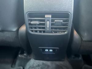 Toyota Corolla Cross 1.8 Hybrid XS - Image 9