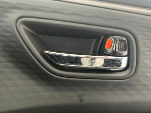 Suzuki Swift 1.2 GL+ manual - Image 13
