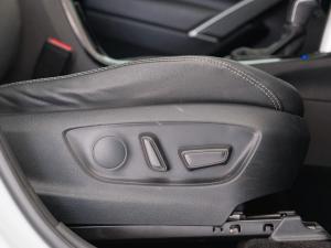 Toyota Corolla Cross 1.8 Hybrid XR - Image 25