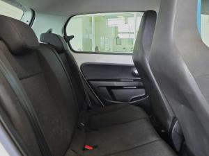 Volkswagen up! up! beats 5-door 1.0 - Image 18