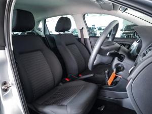 Volkswagen Polo Vivo hatch 1.4 Trendline - Image 3