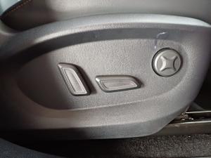 MG HS 2.0T Luxury - Image 25