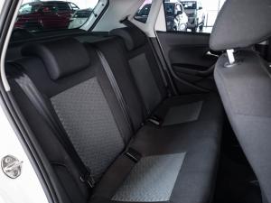 Volkswagen Polo Vivo hatch 1.6 Life - Image 19