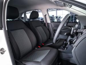 Volkswagen Polo Vivo hatch 1.6 Life - Image 22
