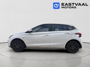 Hyundai i20 1.0T Fluid manual - Image 4