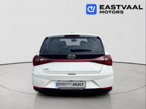 Hyundai i20 1.0T Fluid manual - Image 6