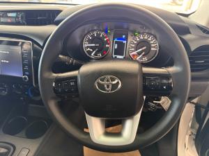 Toyota Hilux 2.4GD-6 double cab 4x4 Raider X auto - Image 8