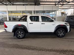 Toyota Hilux 2.4GD-6 double cab 4x4 Raider X auto - Image 3