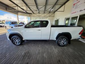 Toyota Hilux 2.8GD-6 Xtra cab 4x4 Legend 50 - Image 16